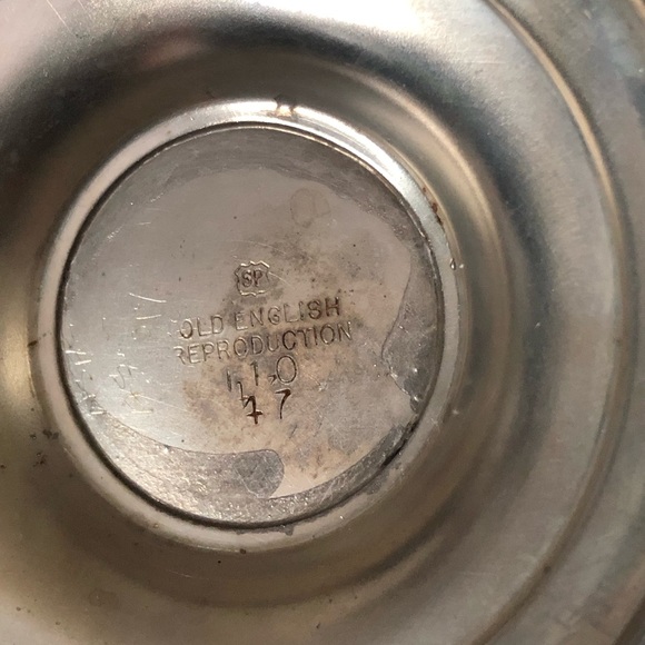 VINTAGE OLD ENGLISH REPRODUCTION SILVER-PLATED TEAPOT 1950’s - Picture 10 of 16